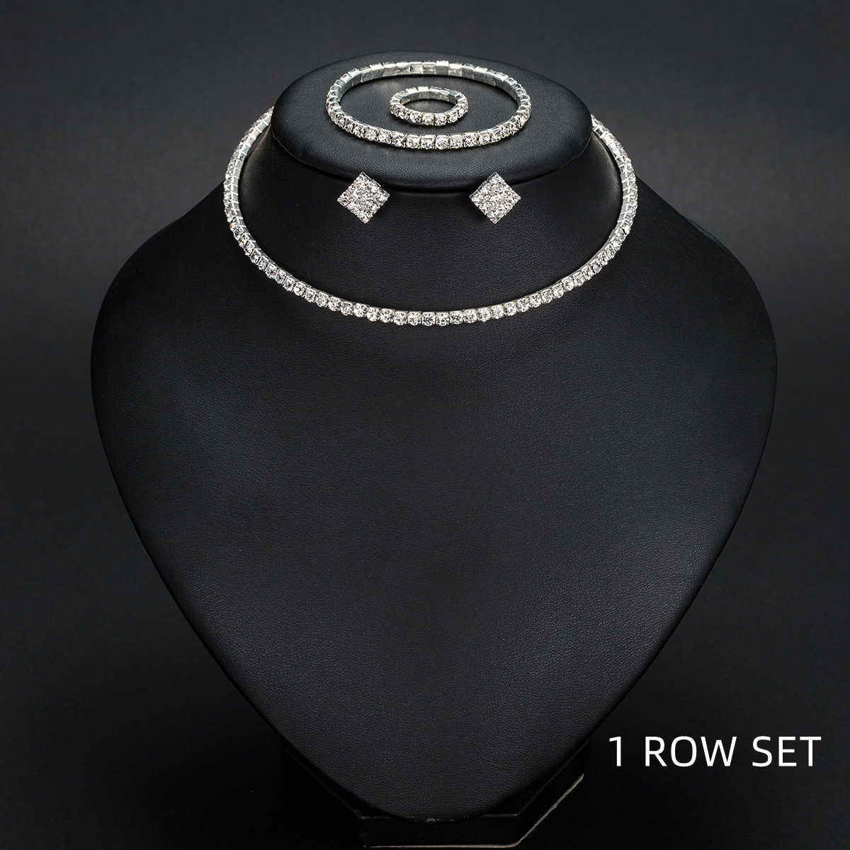 Jewelry components shown in Paradise style N387